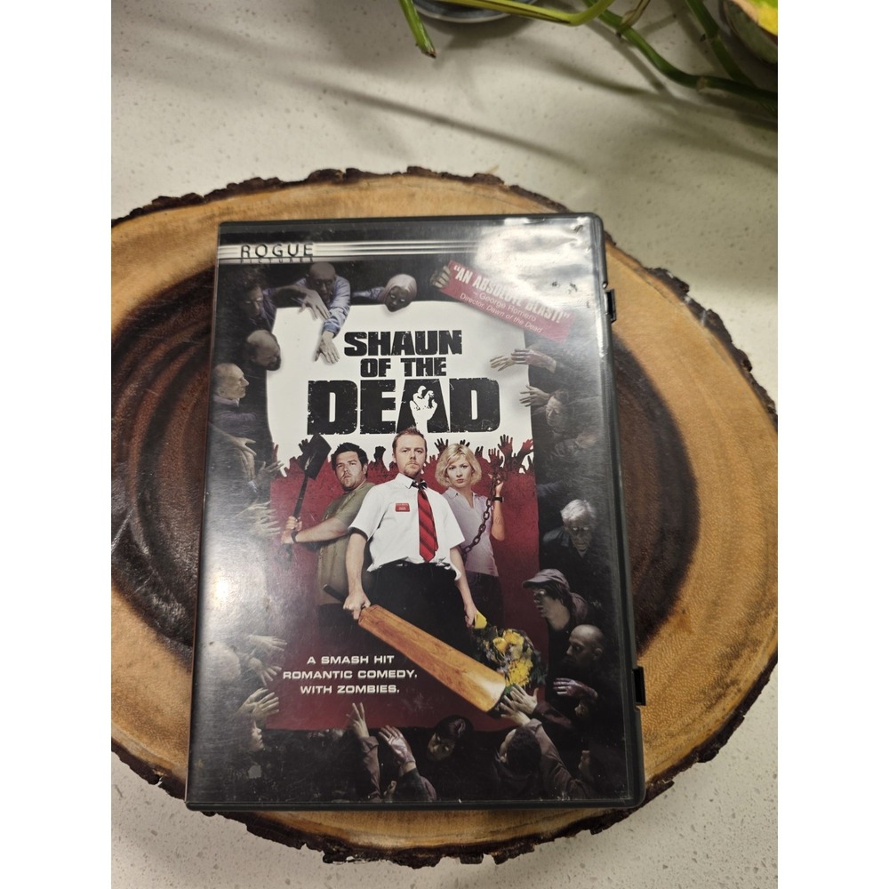 Shaun of the Dead DVD 2004‎ comedy horror zombie movie Simon Pegg Edgar Wright!